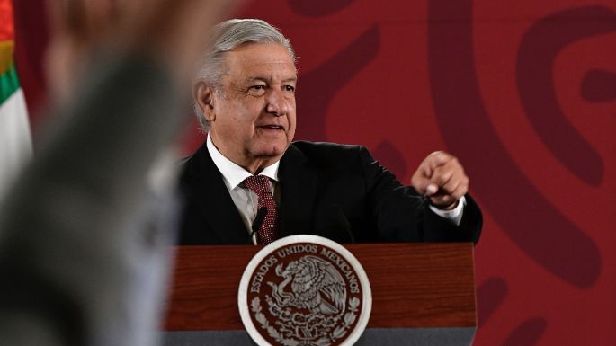 AMLO anuncia publicación de 21 títulos para conmemorar 200 años de la Independencia de México