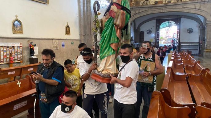 Visita a la Basílica puede ser un "evento de altísimo riesgo de contagio": López-Gatell
