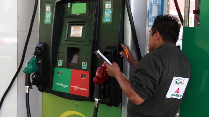 Gasolineros amagan con paro si no les dan prórroga para nuevos dispensarios