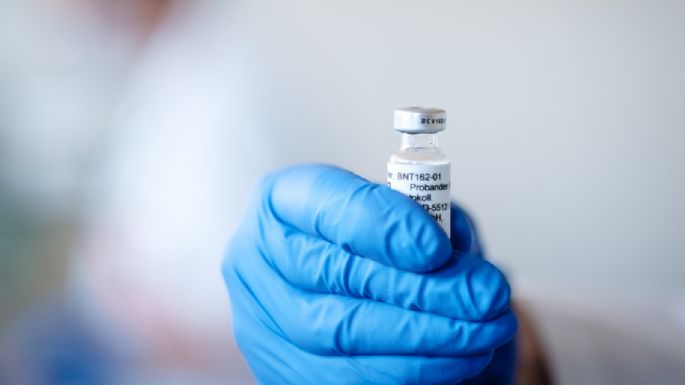 BioNTech prevé producir hasta mil 300 millones de dosis de su vacuna con Pfizer