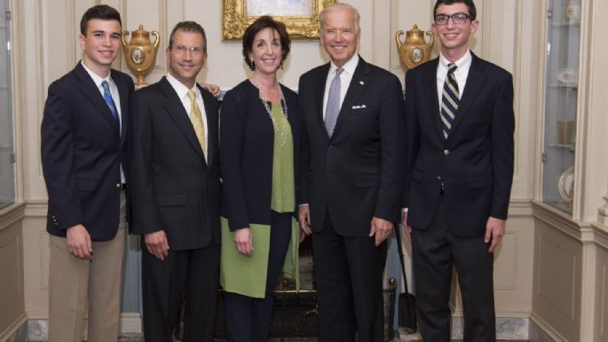 La exembajadora Roberta Jacobson se une al equipo de transición de Biden