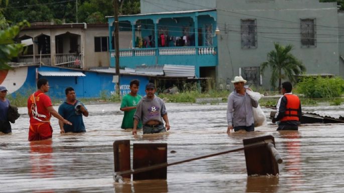 "Iota" se disipa, pero permanece el peligro de "fuertes lluvias"