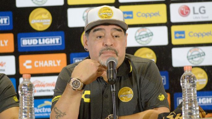 Así de complicado fue atender a Maradona: filtran chats de médicos y enfermeros