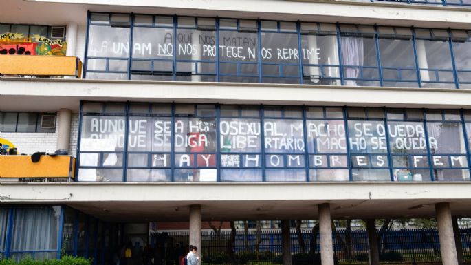 Es imperdonable que agresores de mujeres sigan dando clases en la UNAM: alumnas