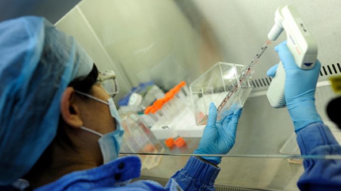 Tras error de AstraZeneca, OMS dice que necesita más datos para evaluar la vacuna