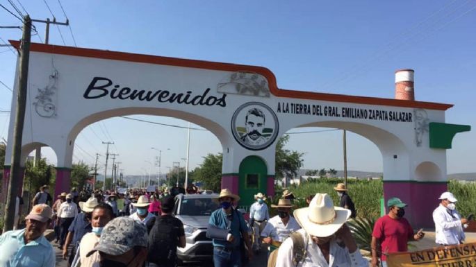 Campesinos piden perdón a Zapata "por no saber defender el agua" que irá a la termoeléctrica