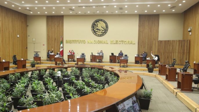 INE ordena a partidos postular al menos 7 candidatas a gobernadoras en 2021