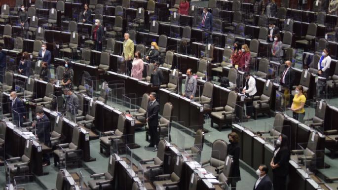 Diputados aprueban en lo general dictamen que regula el outsourcing