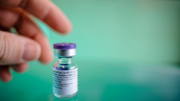 Vacuna de Pfizer genera respuesta inmune en 99% de personas después de una dosis, según un estudio