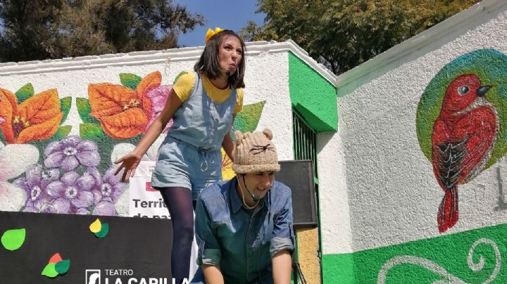 "Ombligos brillantes" en el teatro La Capilla