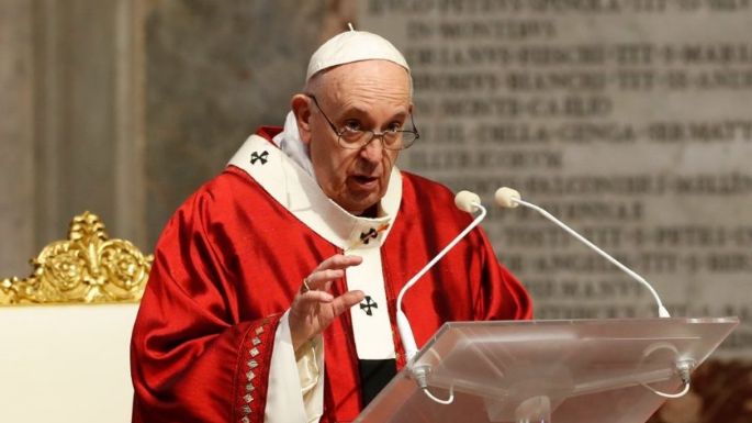 Francisco cumple 84 años, su octavo cumpleaños en el Vaticano