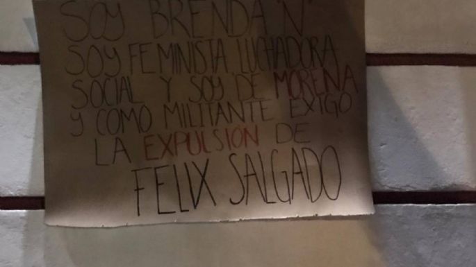 Feministas exigen excluir a Salgado Macedonio de candidaturas en Guerrero; vandalizan sede nacional de Morena