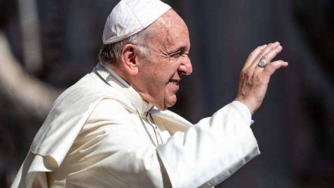 El Papa adelanta dos horas la misa del Gallo y no impartirá la bendición "Urbi et Orbi" desde el balcón