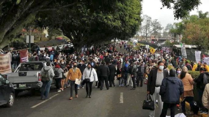 Veracruz: Filas, fiesta y acarreos políticos