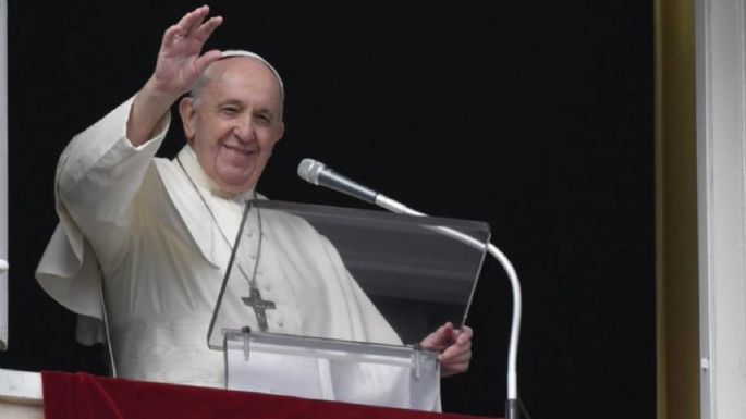 El Papa se vacunará contra el covid-19 y critica el "negacionismo suicida"