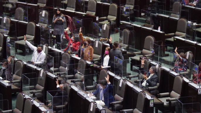 Diputados aprueban iniciativa presidencial sobre pensiones y Afores