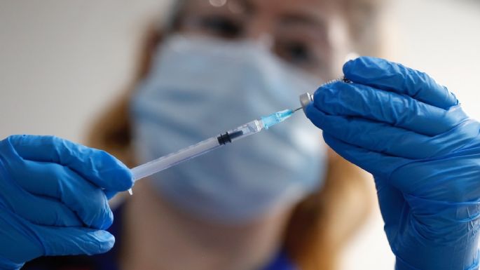 FDA revisará reacciones alérgicas de dos personas a la vacuna de Pfizer-BioNTech