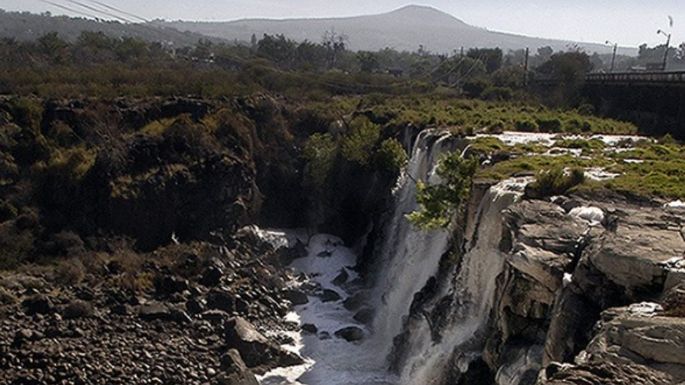 Las aguas de la muerte del río Santiago en Jalisco