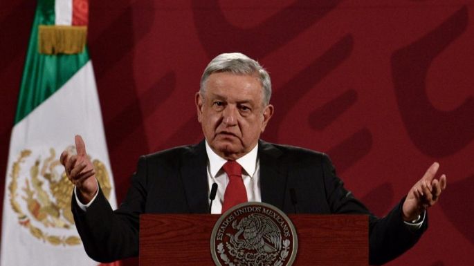 AMLO perfila 'quién es quién” de empresas que se niegan a suspender actividades