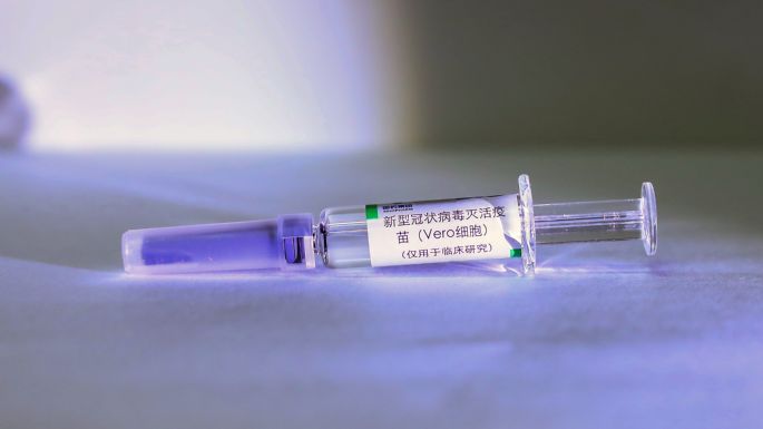 Farmacéutica china prueba con éxito una vacuna contra covid-19 en monos