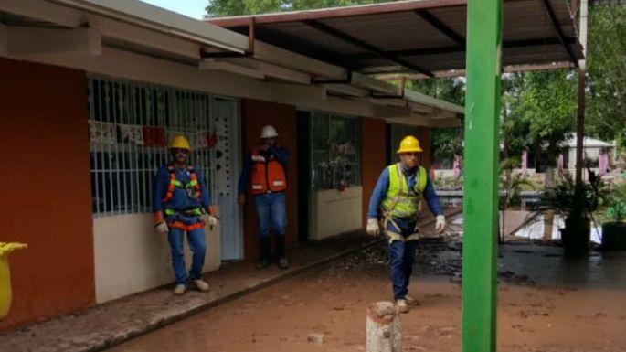 AMLO pide a beneficiarios de 'La escuela es nuestra” privilegiar construcción