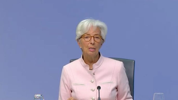 Banco Europeo mantendrá estímulo económico aun si hubiera signos de recuperación: Lagarde