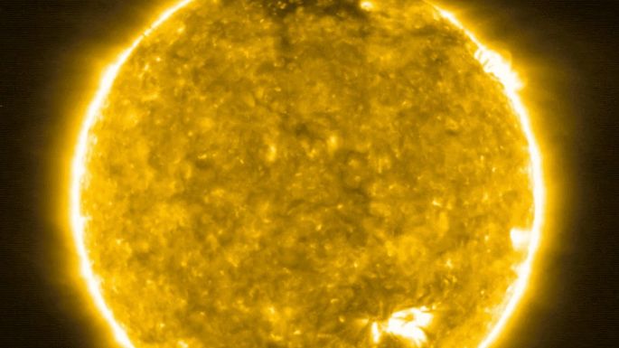 Sonda capta las imágenes más cercanas del Sol y descubre 'fogatas”