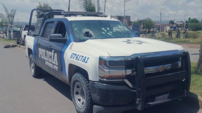 Sujetos armados atacan a policías en Juventino Rosas, Guanajuato; hay tres muertos