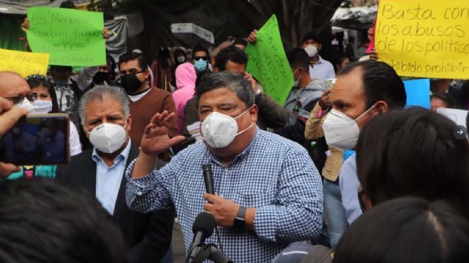 Comerciantes protestan contra ley que impide venta de comida chatarra a menores en Oaxaca