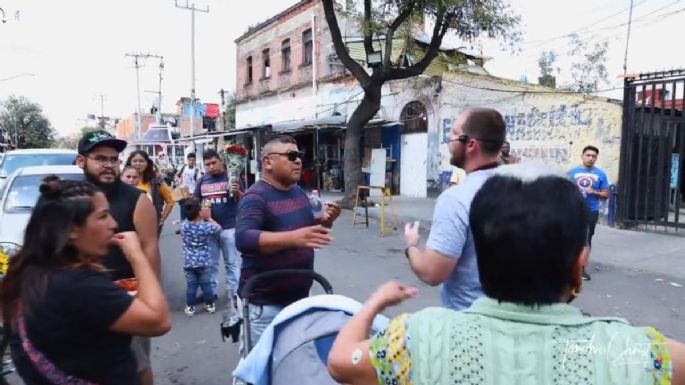 Corren de Tepito a líder cristiano por predicar sobre Jesús frente a altar de la Santa Muerte