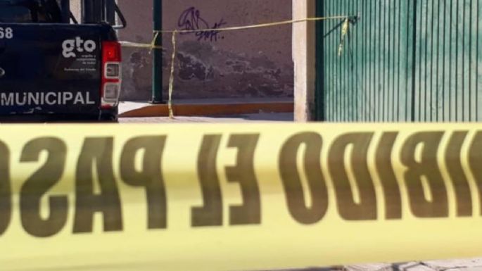 Asesinan a cinco personas, entre ellas una mujer, en taquería de Irapuato