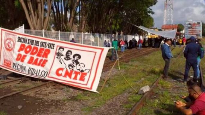 Retiran bloqueos a las vías del tren en Michoacán
