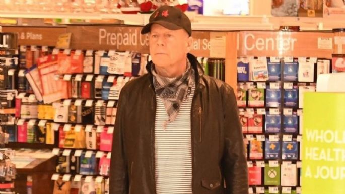 Echan a Bruce Willis de una farmacia al negarse a llevar cubrebocas