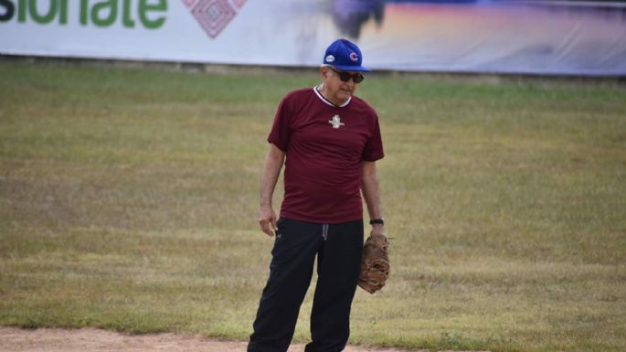 AMLO atribuye a la "mala fe" de Ealy, Junco y Claudio X difusión de contrato a estadio de las Guacamayas