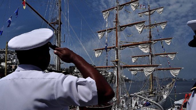 Senadores impugnan las atribuciones de la Marina para controlar los puertos