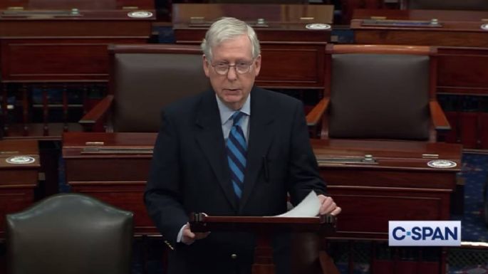 Mitch McConnell, líder de la minoría republicana en el Senado de EU dejará el cargo en noviembre