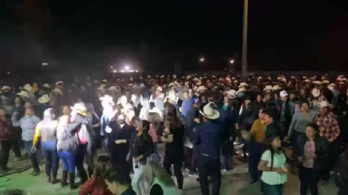 Celebran "gran bailazo" en Guaymas, municipio de alto riesgo por covid-19