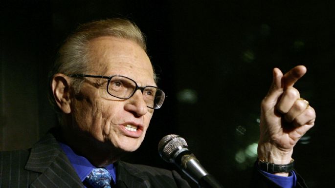 Muere por covid-19 el célebre presentador de televisión Larry King