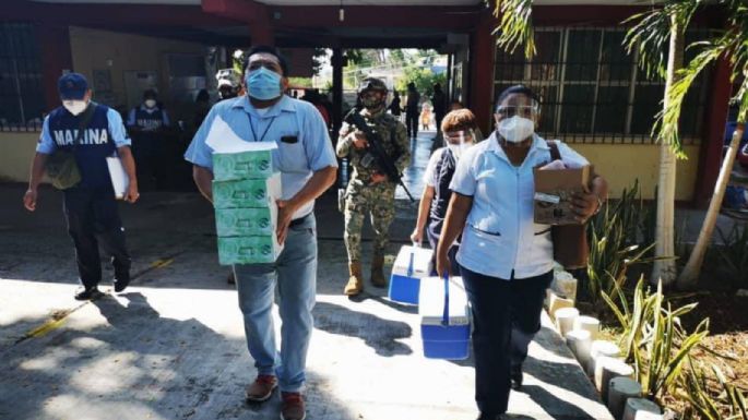 El IMSS reporta vacunación completa de profesores de educación básica en Campeche