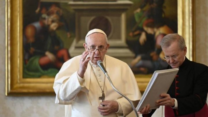 A la Iglesia le da "miedo acompañar a la gente con diversidad sexual": Papa Francisco