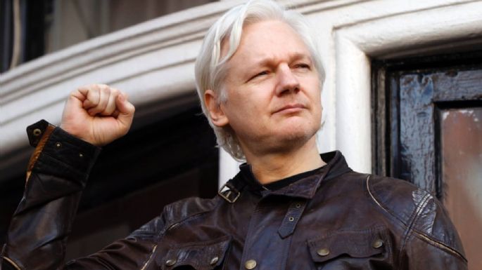 Abogado prevé que liberen a Assange el miércoles; "poco probable" que acepte oferta de asilo de AMLO