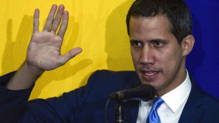Venezuela denuncia a Guaidó por la "apropiación" de 22 millones de dólares
