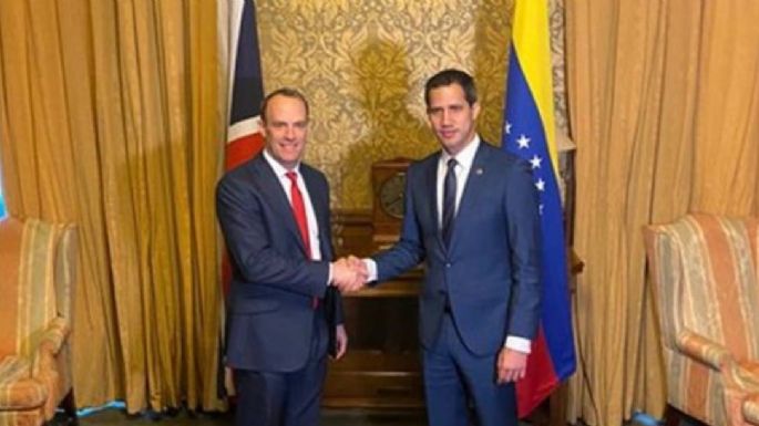 Reino Unido seguirá reconociendo a Juan Guaidó como "presidente interino" de Venezuela