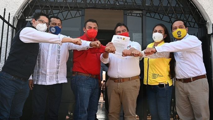 PRI, PAN y PRD formalizan la coalición "Va por Campeche"