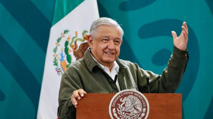 "Amor y paz, no voy a polemizar" responde AMLO a burlas de Aznar