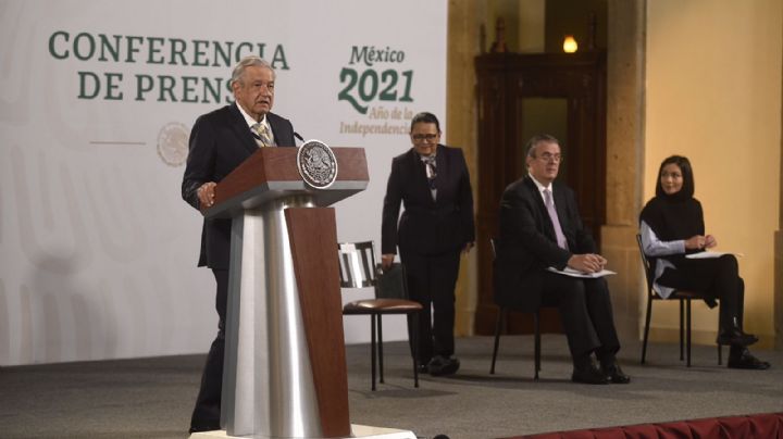 AMLO anuncia acuerdo para regularizar "autos chocolate"