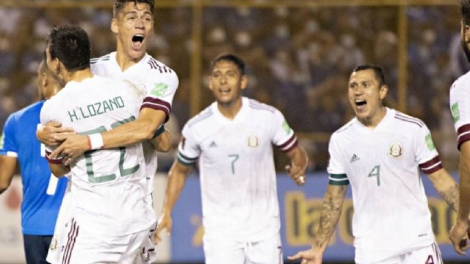 México se impone a El Salvador 2-0 pese a escenario hostil