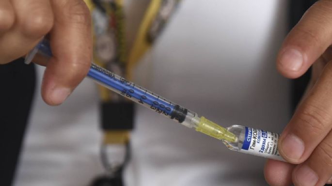 Las vacunas siguen evitando el 90% de hospitalizaciones y muertes por covid-19