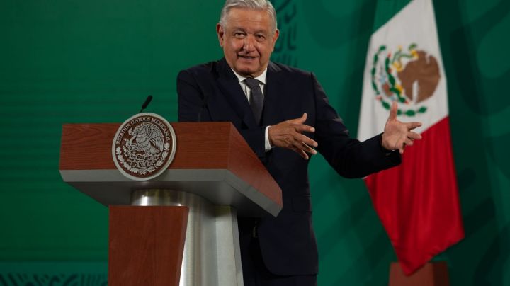 AMLO proponer hacer una cooperativa para capitalizar Aeromar