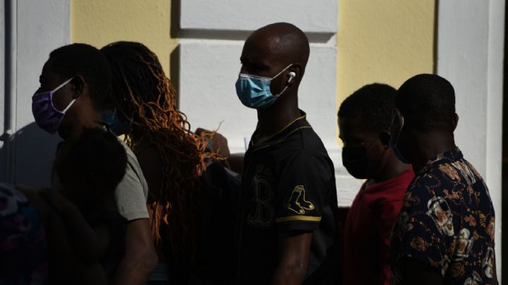 Ayuntamiento pide ayuda para regularizar a 600 haitianos varados en Acuña